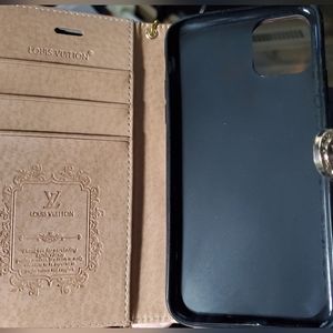 LV iPhone 13 case